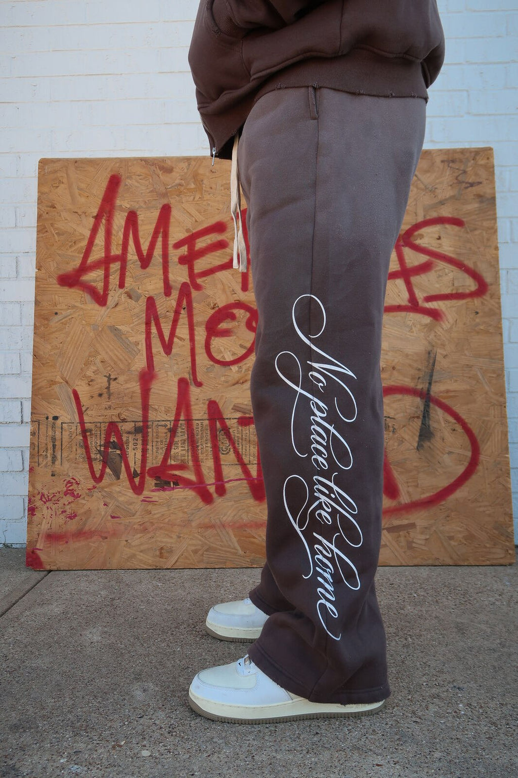 NO PLACE LIKE HOME SWEATS VINTAGE GREY